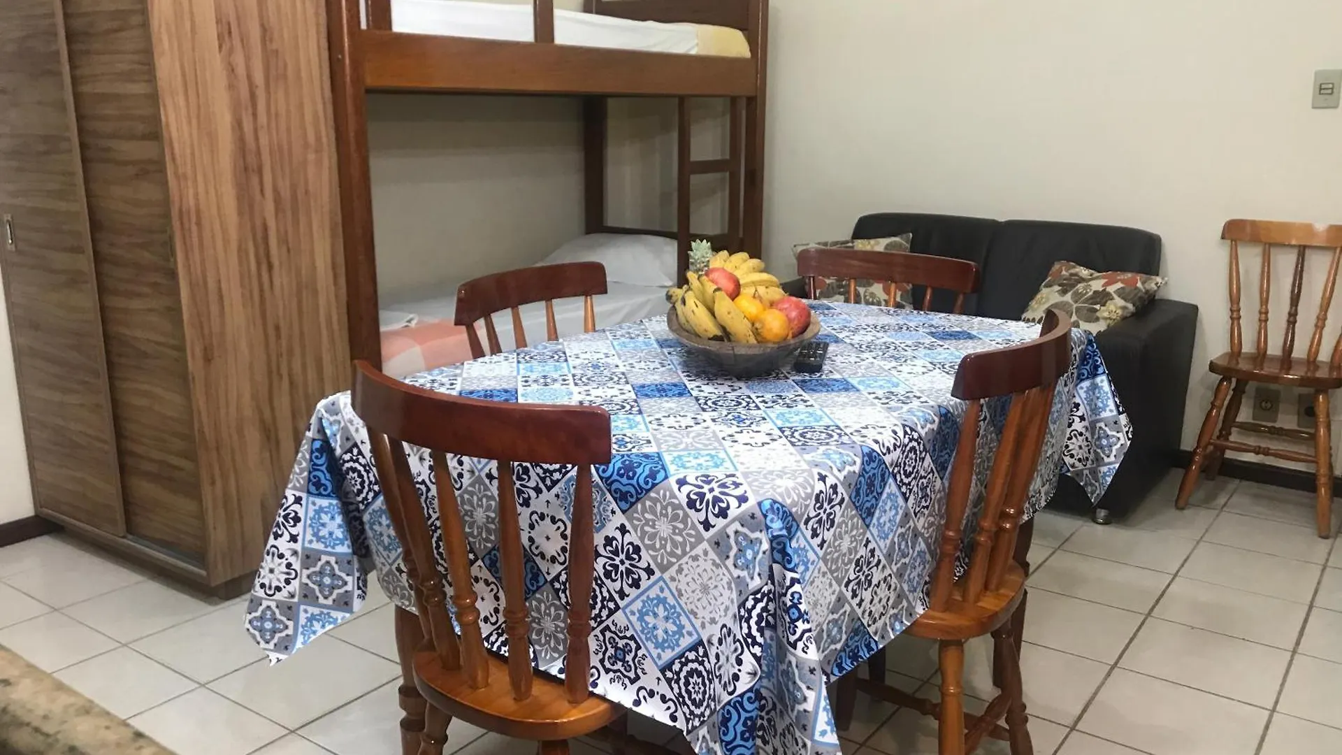 Regina Del Mare Residence Apartamentos completos para até 05 pessoas a 50 metros da praia Florianópolis Pensión