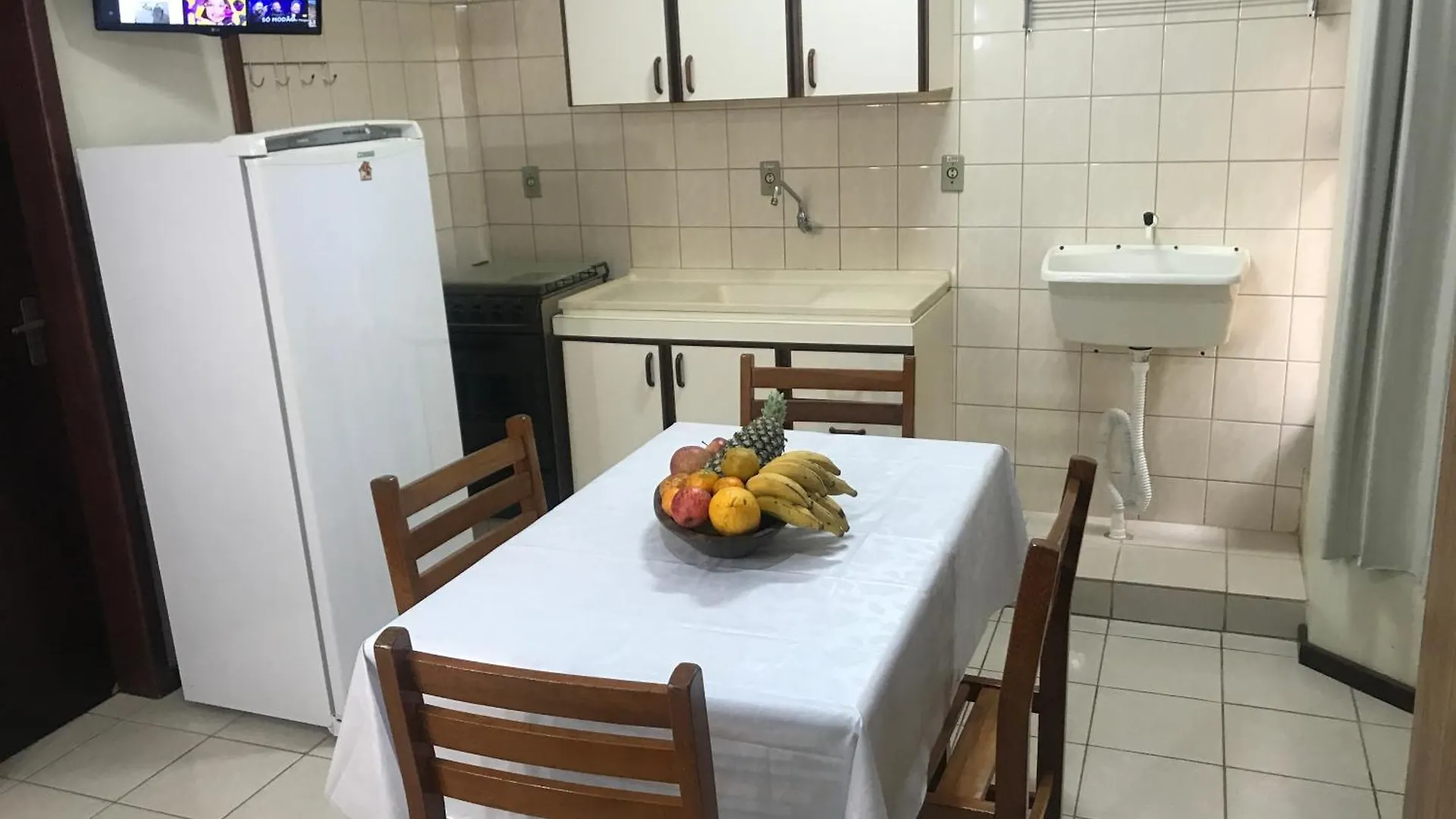 Pensión Regina Del Mare Residence Apartamentos completos para até 05 pessoas a 50 metros da praia Florianópolis