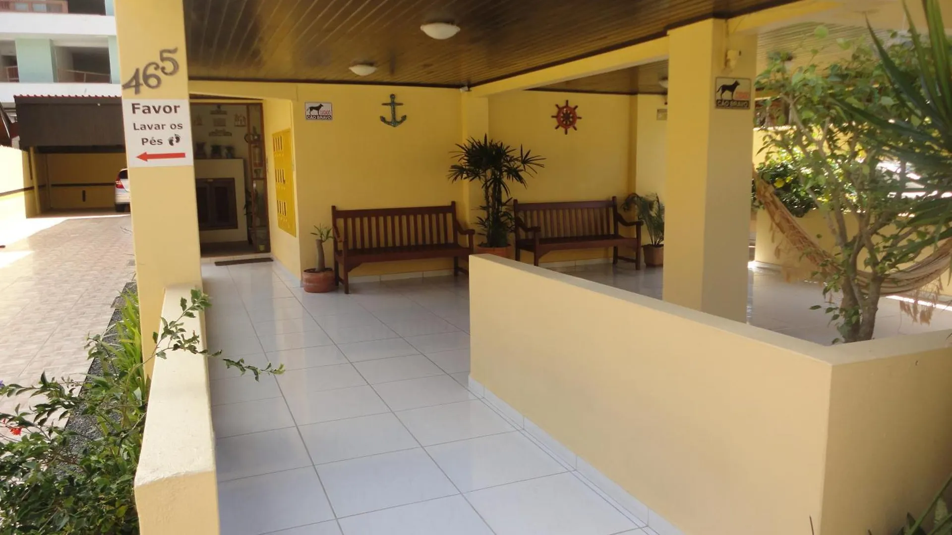 Pensión Regina Del Mare Residence Apartamentos completos para até 05 pessoas a 50 metros da praia Florianópolis Brasil